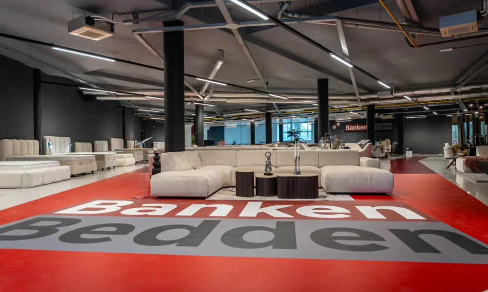 urla-modulaire-sofa-1771852865